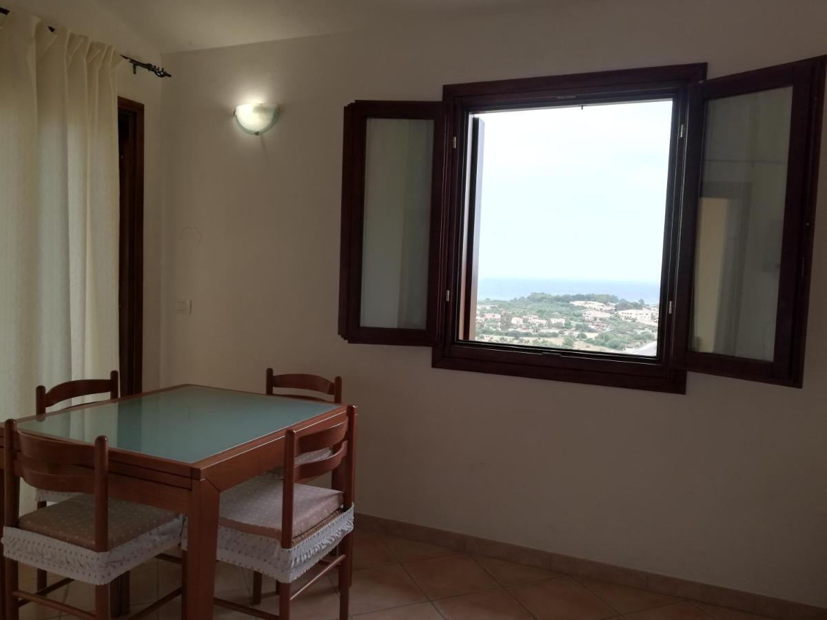 Vista Baia Blu Apartment Budoni Bagian luar foto