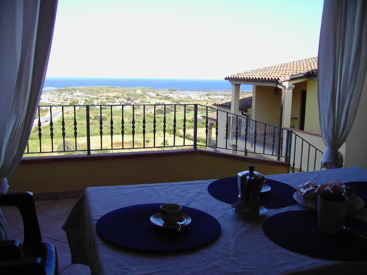 Vista Baia Blu Apartment Budoni Bagian luar foto